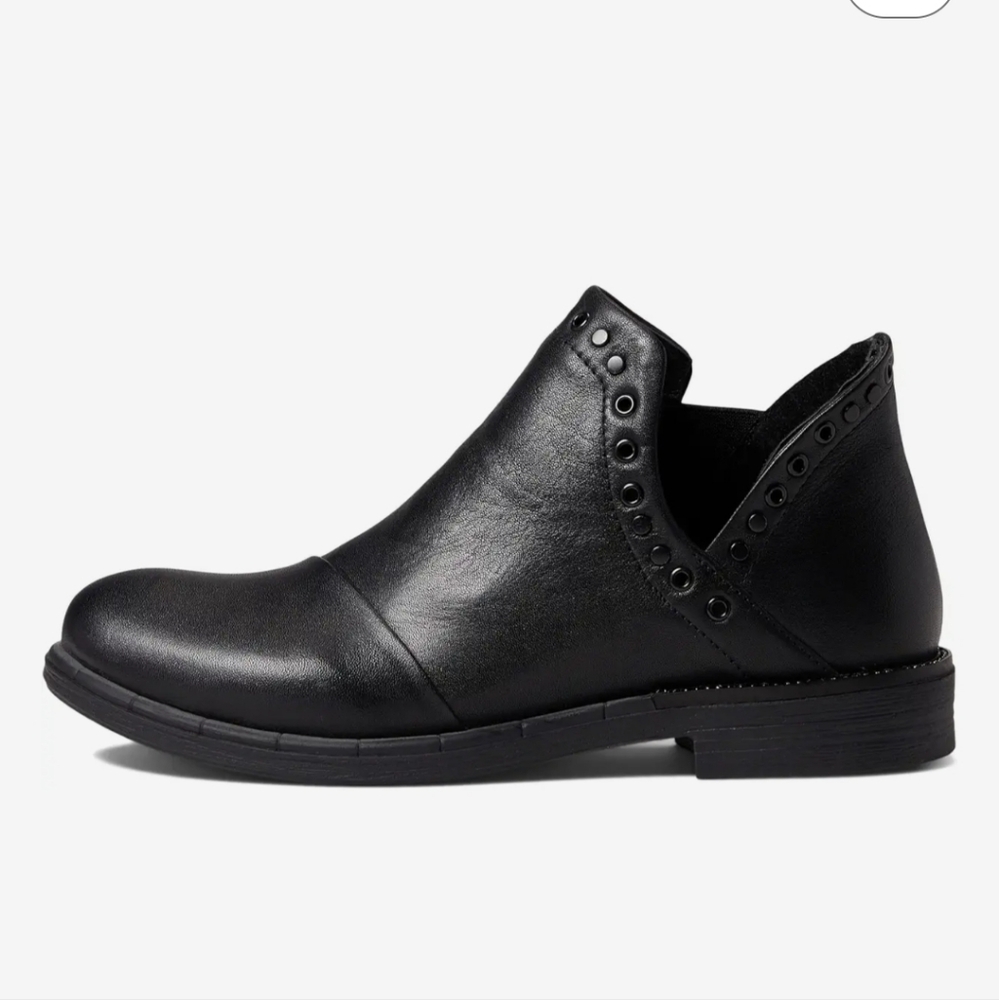 Bueno Mya Booties, Size 38 (US 8) Black NWOB - Picture 6 of 10